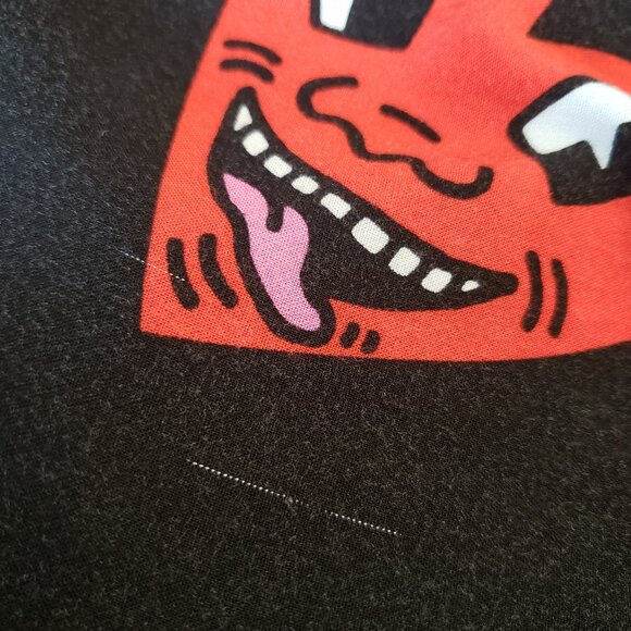 Keith Haring Ripple Junction Red Heart Smile Print on Black Button Up Shirt - Picture 12 of 15